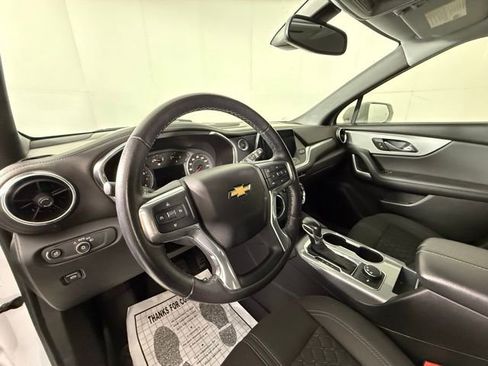 Used 2020 Chevrolet Blazer LT image 12