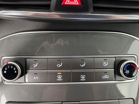 Used 2023 Hyundai Santa Fe SE image 20