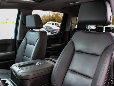 Used 2022 Chevrolet Silverado 1500 LT Trail Boss w/ LT Trail Boss Premium Package image 31