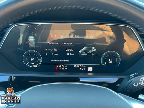 Used 2019 Audi e-tron Prestige w/ Prestige Package image 42