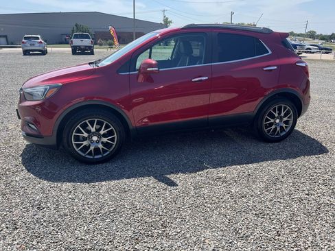 Used 2019 Buick Encore Sport Touring FWD image 3