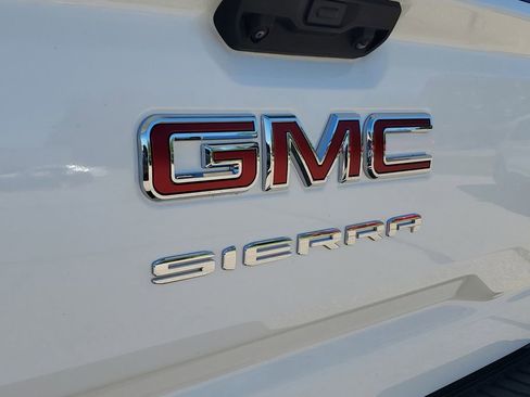 Used 2024 GMC Sierra 1500 Pro w/ Pro Value Package AWD/4WD image 6