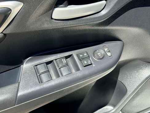 Used 2019 Honda Fit LX image 14