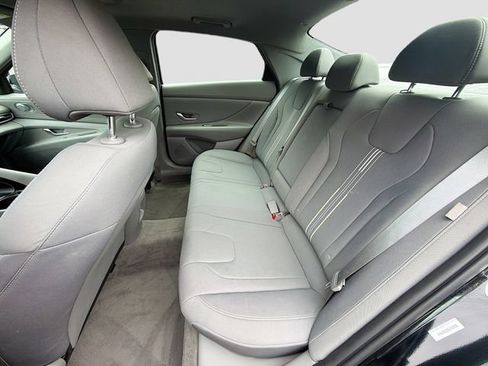 Certified 2025 Hyundai Elantra SEL w/ Cargo Package FWD image 26