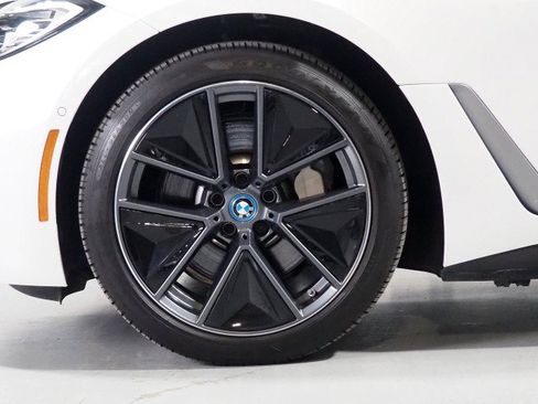 Used 2023 BMW i4 eDrive35 w/ Premium Package RWD image 58