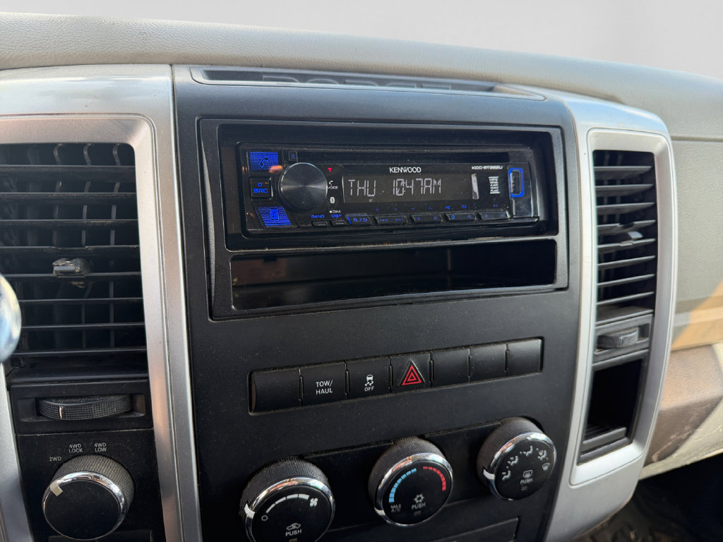 Used 2012 RAM 1500 Classic SLT AWD/4WD image 25