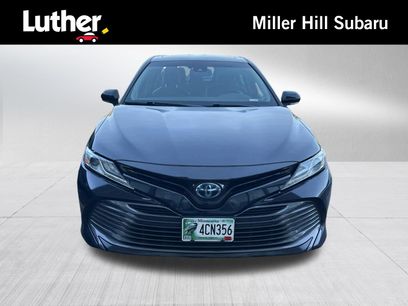 Used 2020 Toyota Camry XLE w/ Sunroof Package