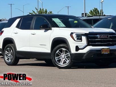 Used 2025 GMC Terrain Elevation