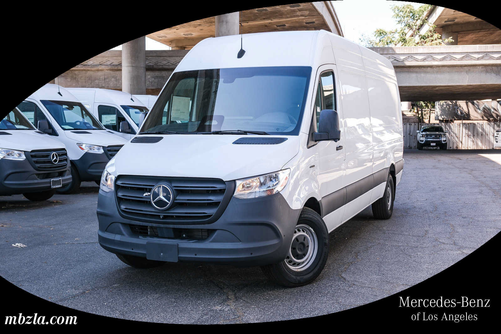 New 2025 Mercedes-Benz eSprinter 170 Cargo image 1