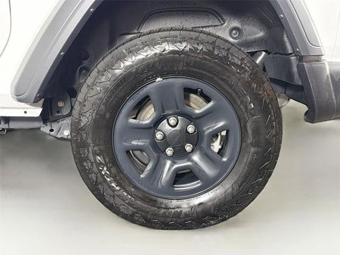 Used 2024 Jeep Wrangler Sport AWD/4WD image 29