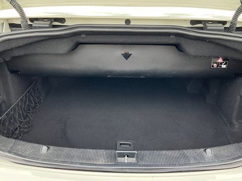 Used 2011 Mercedes-Benz E 350 Cabriolet image 34