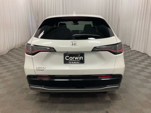Used 2025 Honda HR-V EX-L image 5