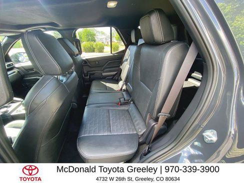 Certified 2025 Toyota 4Runner TRD Off-Road Premium AWD/4WD image 23