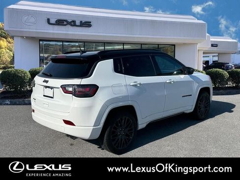 Used 2022 Jeep Compass High Altitude AWD/4WD image 5