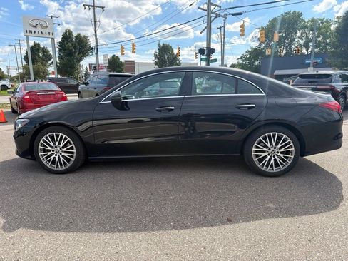 Used 2025 Mercedes-Benz CLA 250 4MATIC image 9