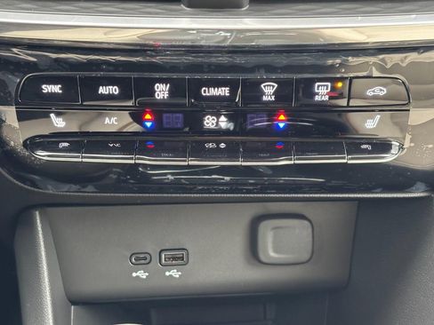 New 2026 Buick Encore GX Avenir w/ Avenir Technology Package image 21