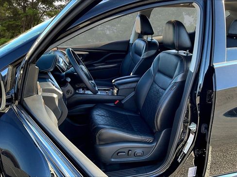 Used 2021 Nissan Murano Platinum w/ Cargo Package image 23