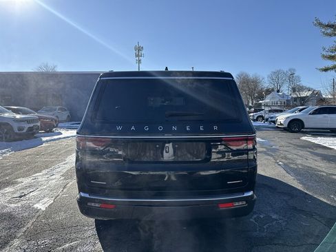 Used 2022 Jeep Wagoneer Series II image 5