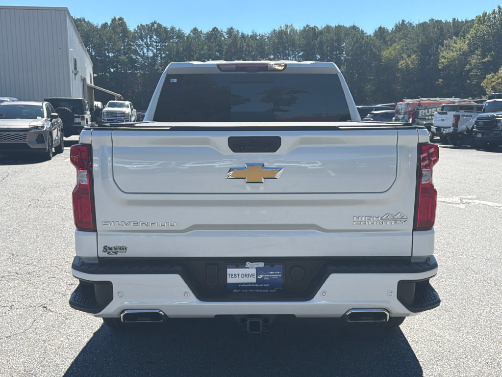 Used 2023 Chevrolet Silverado 1500 High Country w/ High Country Premium Package AWD/4WD image 6