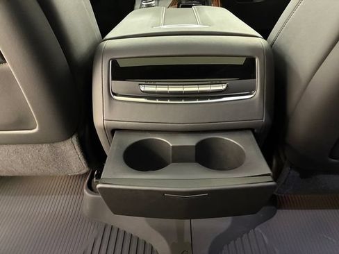 Certified 2024 Cadillac Escalade Premium Luxury w/ Performance Package AWD/4WD image 19