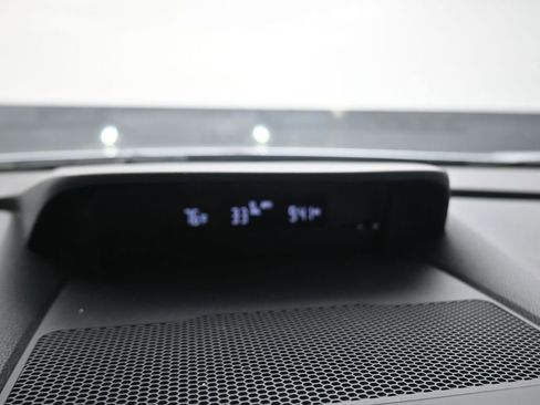 Used 2021 Subaru Ascent Premium w/ Sport Package AWD/4WD image 12