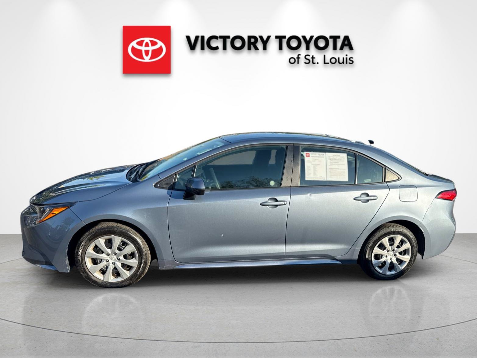 Used 2026 Toyota Corolla LE FWD image 6