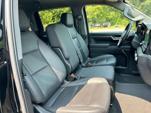 Used 2025 GMC Sierra 1500 SLT AWD/4WD image 27