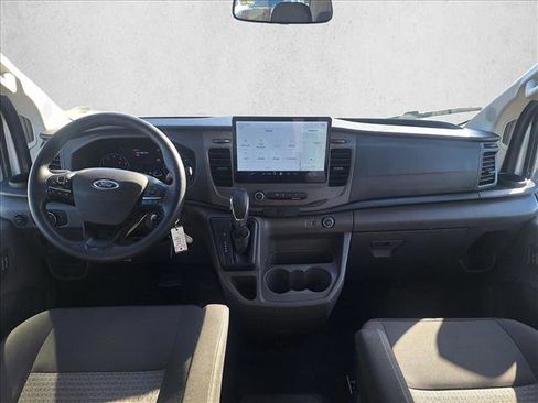 Used 2022 Ford Transit 350 XLT image 17