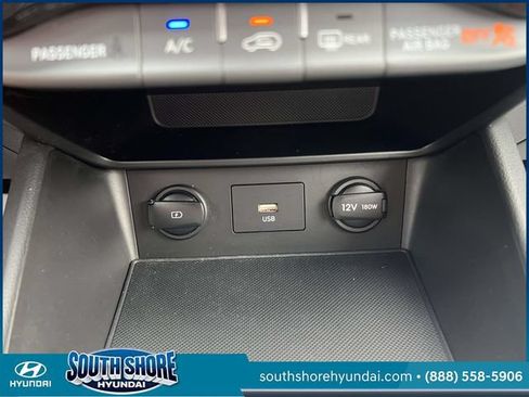 Certified 2023 Hyundai Kona SEL AWD/4WD image 30