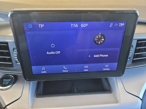 Used 2022 Ford Explorer XLT AWD/4WD image 25
