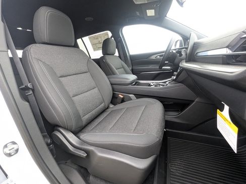 New 2026 Chevrolet Traverse LT w/ LPO, Floor Liner Package image 13