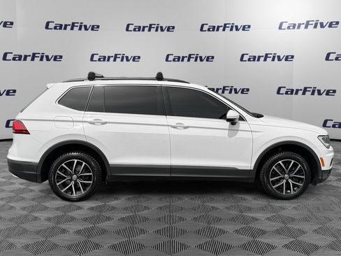 Used 2021 Volkswagen Tiguan SE w/ Panoramic Sunroof Package AWD/4WD image 6