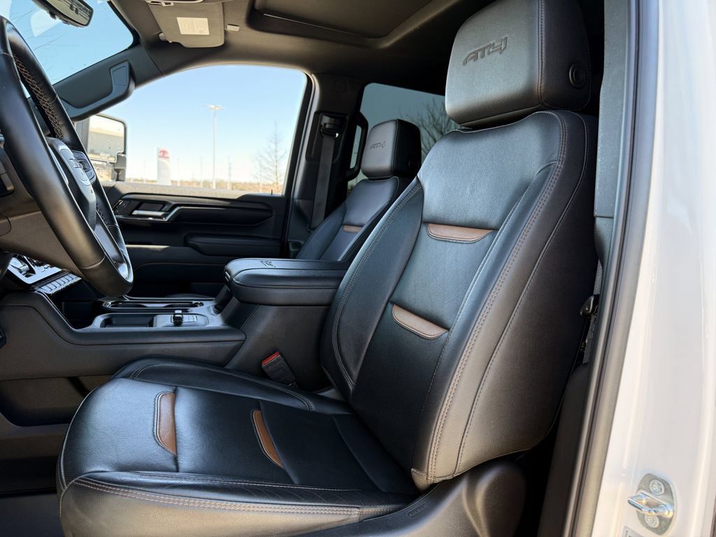 Used 2024 GMC Sierra 3500 AT4 w/ AT4 Premium Plus Package AWD/4WD image 25