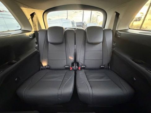 New 2026 Mercedes-Benz GLS 450 4MATIC image 16