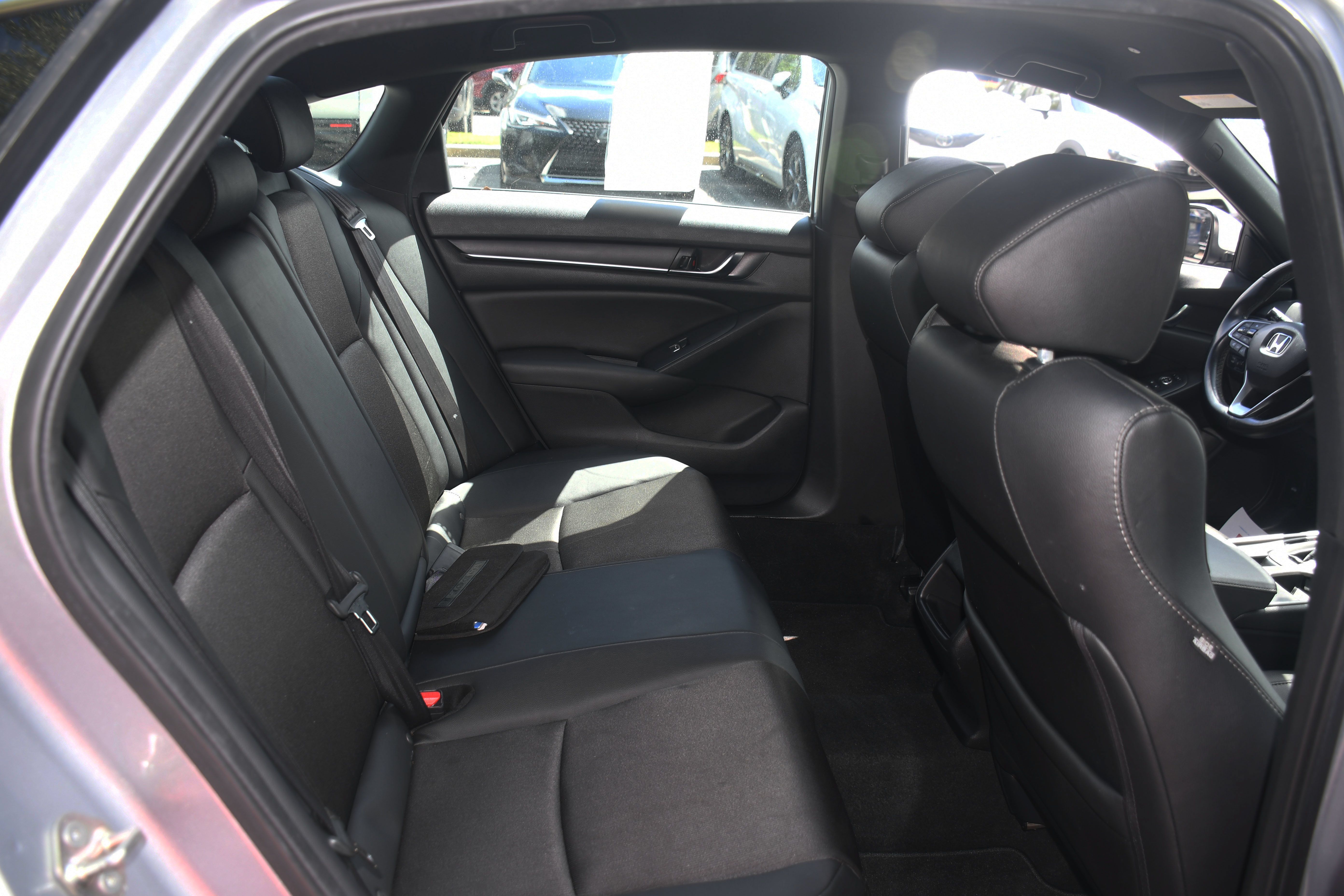 Used 2019 Honda Accord Sport image 17