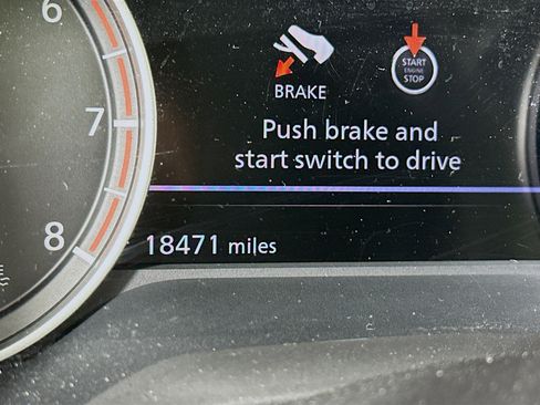 Used 2023 Nissan Rogue SV AWD/4WD image 19