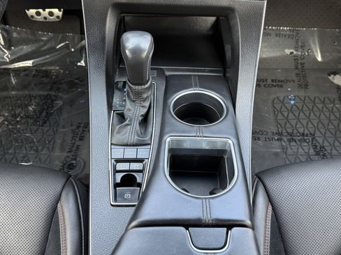 Used 2021 Toyota Avalon XSE image 30