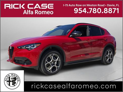 New 2025 Alfa Romeo Stelvio Sprint w/ Convenience Package image 1