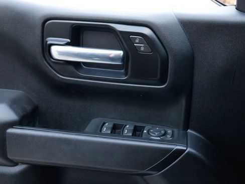 Used 2020 Chevrolet Silverado 1500 Custom w/ Custom Value Package image 41