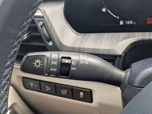 Used 2024 Kia Telluride SX Prestige w/ Towing Package AWD/4WD image 26