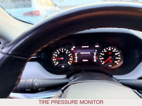 Certified 2022 Jeep Compass Limited w/ Sun and Sound Group image 10