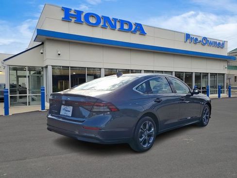 Used 2023 Honda Accord EX image 4