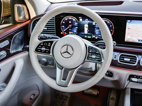 Certified 2023 Mercedes-Benz Maybach GLS 600 Maybach GLS 600 image 13