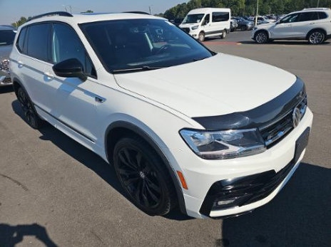 Used 2021 Volkswagen Tiguan SE R-Line FWD image 2