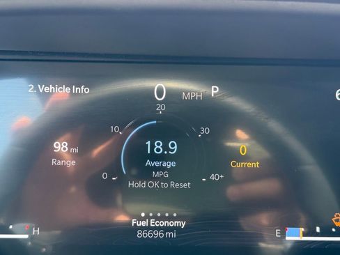Used 2023 Jeep Grand Cherokee Limited RWD image 16