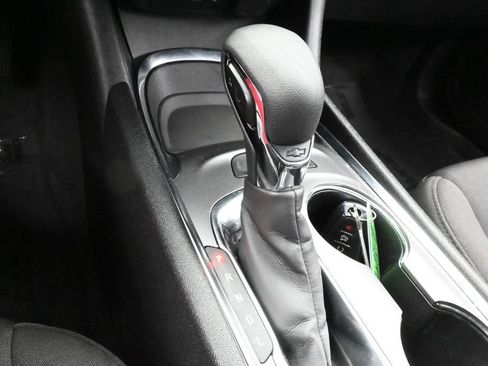 Used 2024 Chevrolet Malibu LT FWD image 22