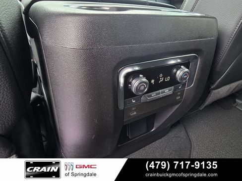 Used 2025 GMC Yukon Denali AWD/4WD image 27