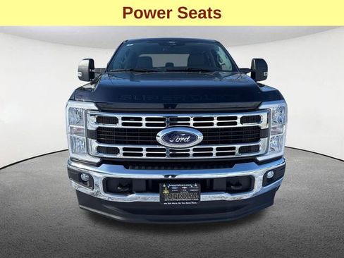 Used 2024 Ford F250 XLT image 4