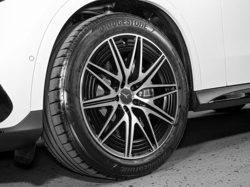 New 2026 Mercedes-Benz GLC 43 AMG 4MATIC image 31