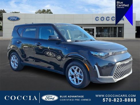 Used 2023 Kia Soul LX w/ LX Technology Package image 3